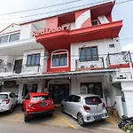 RedDoorz @ Jalan Maengket Manado