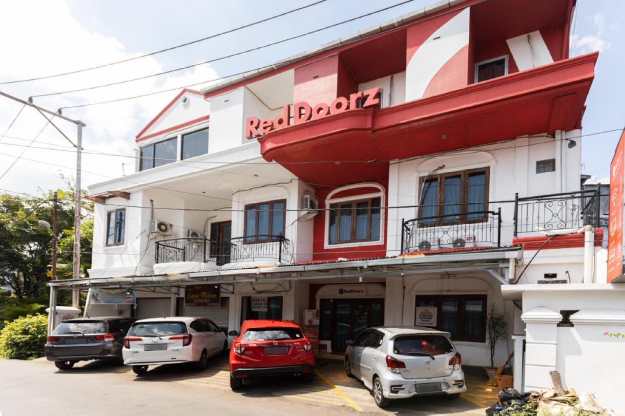 Wisma tamu Reddoorz @ Jalan Maengket Manado