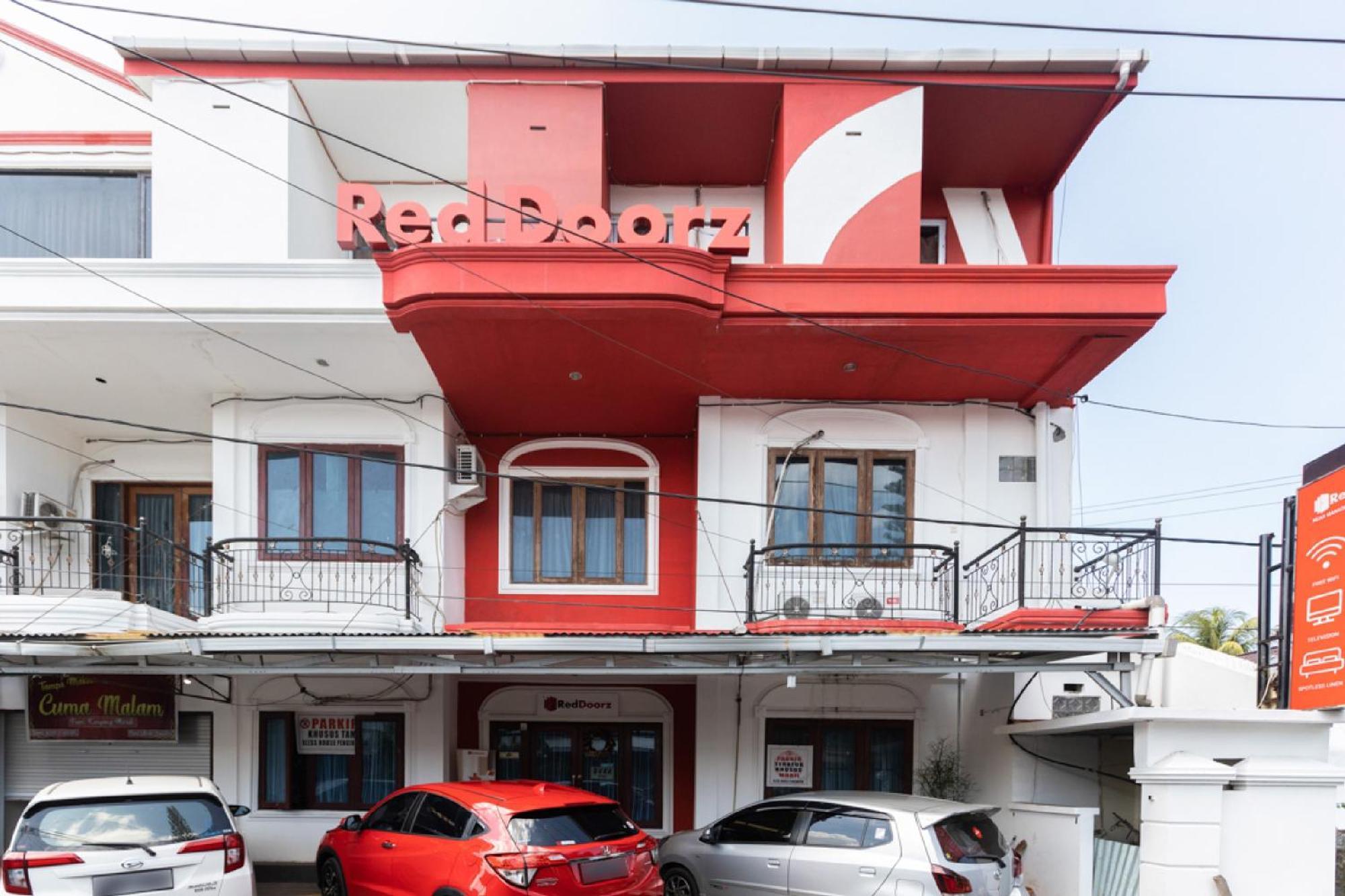 Reddoorz @ Jalan Maengket